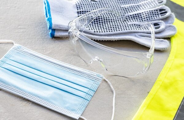 ایمنی در استفاده از چسب‌های صنعتی و فوری